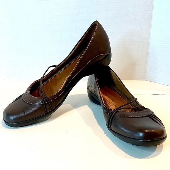 Natural Soul by Naturalizer Merman Brown Flats in Size 11 M - Picture 3 of 13